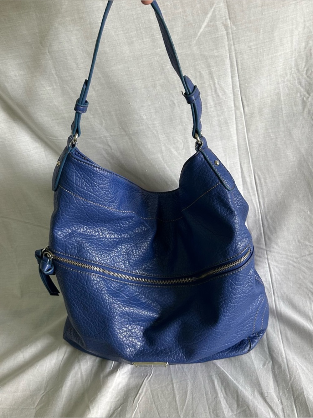 Women’s NINE WEST Blue Faux Pebbled Silver Hardware Leather Shoulder Bag Purse